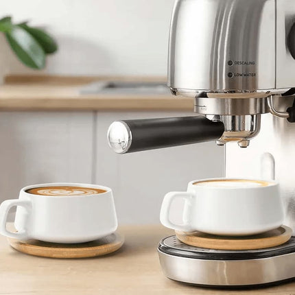 Keramické šálky na cappuccino s podšálky Miamio Luxe 320 ml, 4 ks - bílé - YUMMA
