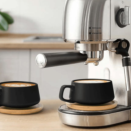Keramické šálky na cappuccino s podšálky Miamio Luxe 320 ml, 4 ks - černé - YUMMA